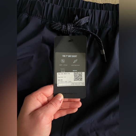 NWT Fabletics Men’s The One Short 7in Deep Navy Unlined - Size XL - Picture 5 of 8